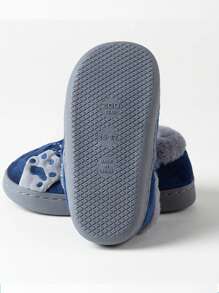 1 双儿童卡通布艺拖鞋，可爱猫咪设计，保暖软底防滑室内家居服，秋冬（建议大一码） - 藏蓝色 - 查看 7