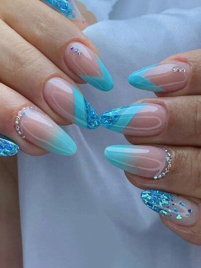 24 قطعة أظافر فرنسية ذات طرف مدبب لامع باللون الأزرق الساطع، مزينة بتصميم من الراين ستون - شكل لوز طويل، مناسبة للنساء والفتيات - أظافر زائفة كاملة الغطاء بالبريق، تخلق مظهرًا مذهلاً لوازم الأظافر