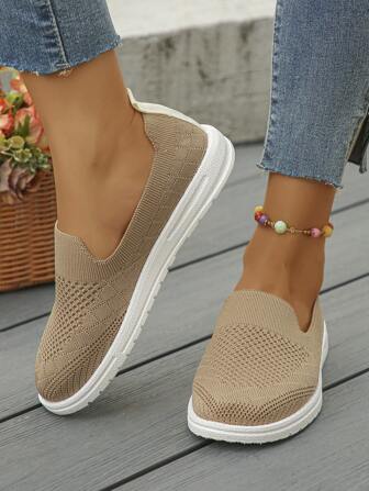 New Summer Fashionable Breathable Knitted Women's Athletic Shoes, Simple & Comfortable Slip-On Casual Shoes For Women