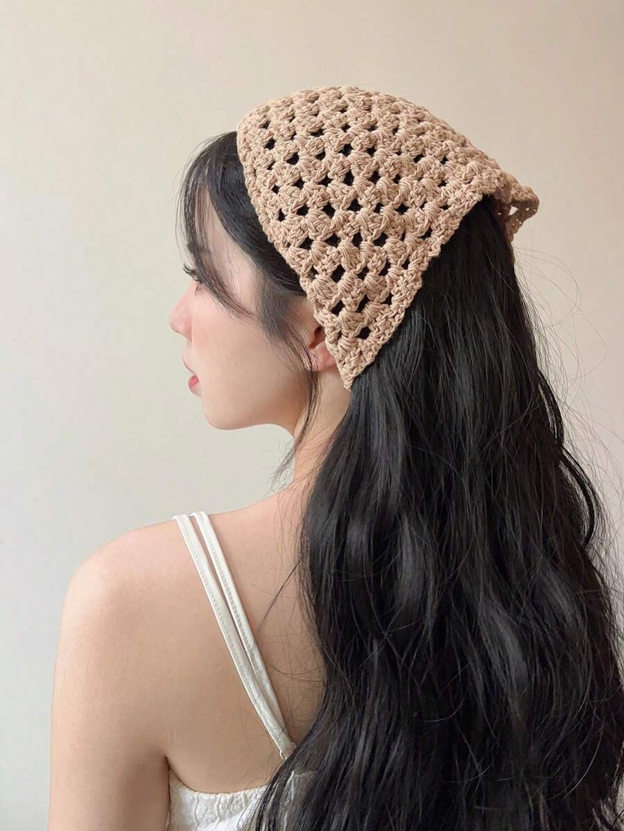 针织花朵纯色系带头巾女士头带，花卉钩针头巾头巾，三角形头套简约头巾，夏季护发，钩针蕾丝女式头巾，波西米亚风复古头巾礼物 - 卡其色 - 查看 1
