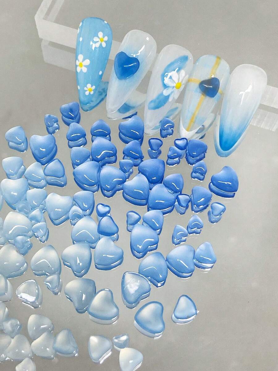 pinpai 1包光致变色美甲装饰贴,冰透明渐变藏蓝色心形,3种尺寸,90个/包(在紫外光下呈现不同的藏蓝色色调) - 藍白色 - 查看 1