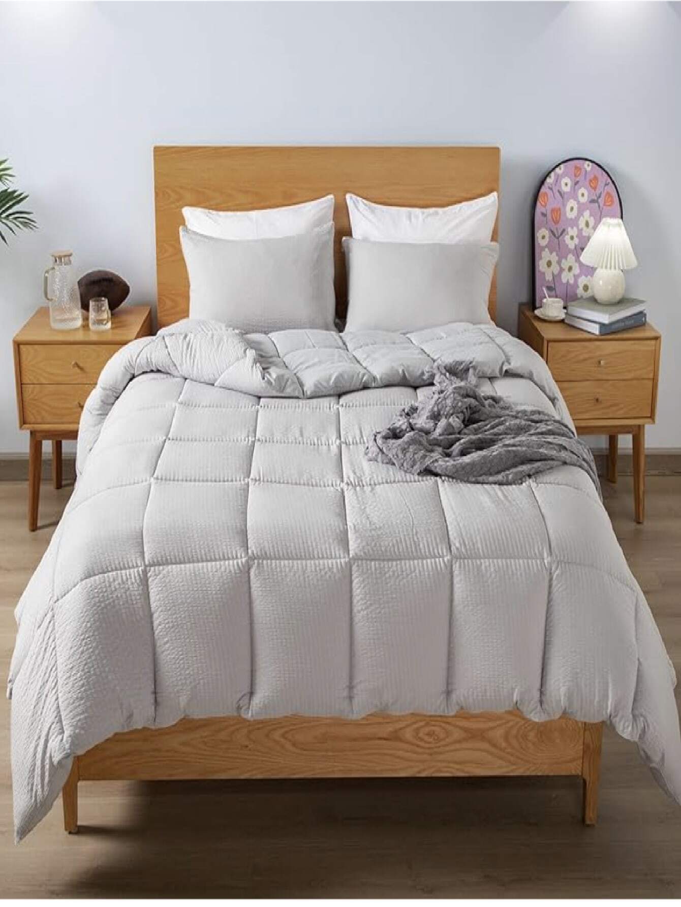 All Season Quilted Comforter Set King Size. With 2 Pillow Shams, Cozy Soft Seersucker Bedding
