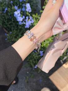 1 Stück Damen rosa Armband mit doppelter Reihe Doppel-Kristallbesatz, handgefertigt, kompatibel mit Apple Watch Armband, alle Modelle 38mm/40mm/41mm/42mm/44mm/45mm/49mm, geeignet für Ultra/SE/S9/8/7/6/5/4/3/2/1, ganzjährig verfügbar, schön, modisch, liebevoll und exquisit