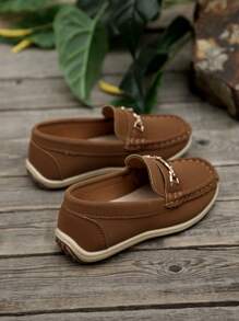男孩平底鞋，鍍金鏈裝飾，PU皮革材質，手縫設計，適合春秋旅行，休閒活動，舒適款式 - 棕色 - 查看 4