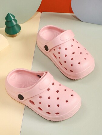 全新夏季男女通用柔软舒适一脚蹬鞋，男女童平底休闲凉鞋，海滩度假木屐