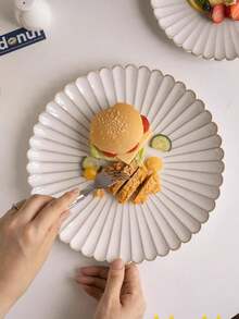 8 Inch/10 Inch Round Vintage Porcelain Plate, Family Breakfast Plate, Cake And Snack Plate, Cosmetics And Jewelry Storage Plate, Commercial Steak Plate - White Petals - View 1