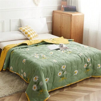 1pc Printed Botanical Floral Chamomile Green Tied Quilt, Modern & Simple Design, Double-Use Bedspread Suitable For Living Room Sofa And Bedroom Home Decoration Travel Blanket, All Seasons