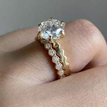 2pcs Fashionable Gold Plated Alloy Zirconia Inlaid Decorated Wedding Rings Set For Women's Daily Wear