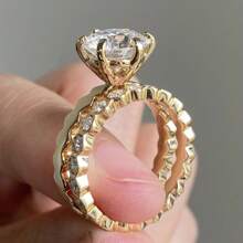 2pcs Fashionable Gold Plated Alloy Zirconia Inlaid Decorated Wedding Rings Set For Women's Daily Wear