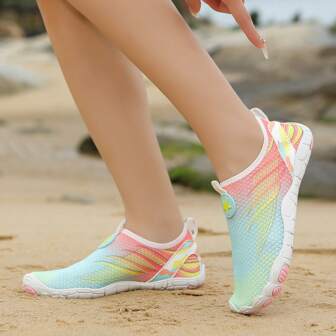 女士水上鞋、赤足鞋、速干水鞋、一脚蹬软沙滩鞋、水上运动户外鞋，适合泳池、海滩、冲浪、散步、瑜伽、游泳
