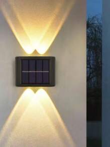 Luminária Solar De Parede 4 lED À Prova D'água Para Jardim Muro e Varanda Promoção - Preto - Visão 3