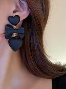 Brincos longos com pingente de coração em forma de laço preto acrílico, moda vintage, elegante, personalizado, acessórios para festa de casamento para mulheres e meninas, joias para namorados, mãe, dia das mães, presente