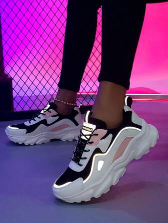 2025 Women's Patchwork Contrast Color Chunky Sneakers, Outdoor Comfortable Breathable Fashion Versatile Anti-Slip Low-Top Sports Casual Shoes