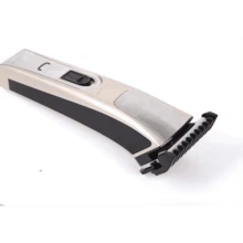 Kemei Cordless Rechargeable Hair Clipper Advanced Hair Clipper For Men KM-5017 - Gold - View 6