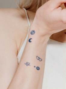 CAT QUEEN ART Herbal Juice Y2K風格小設計半永久性刺青貼紙，持久七至十四天不褪色或反光，適用於手指、耳朵、肩膀、頸部、鎖骨、身體等，1入組 - 藍色 - 查看 5