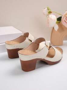 新款女式高跟厚底開扣式夏季涼鞋，防水鞋底，休閒皮革中跟拖鞋，大碼碼數，歐美風格