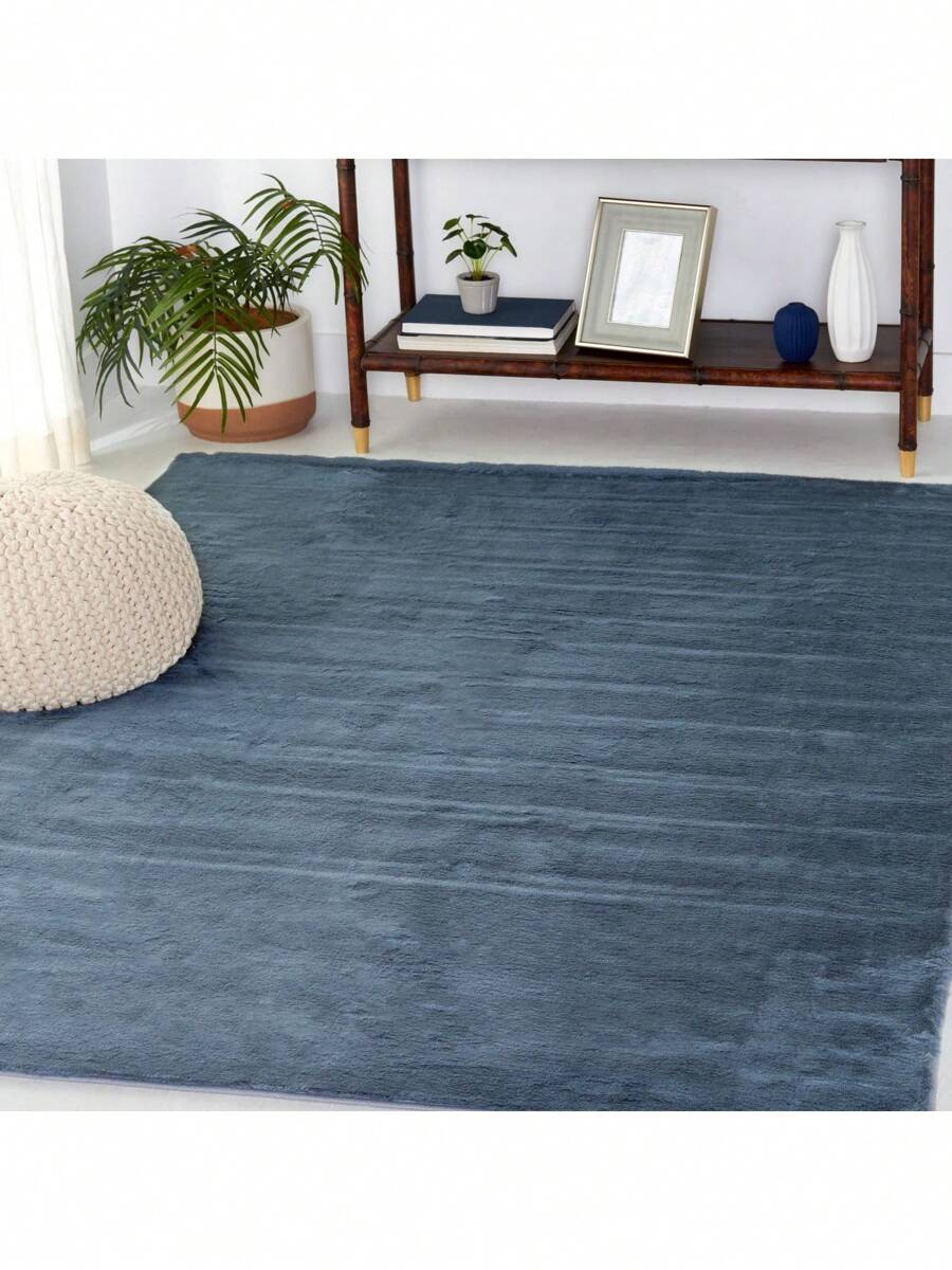 Safavieh Faux Rabbit Fur 976 Indoor Power Loomed Easy Care Area Rug - Dark Grey - View 1