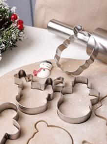 12pcs Fun-Shaped Christmas Theme Cookie Cutter Set, Household 430 Stainless Steel Candy Molds, Complete Set Of Kitchen Bakeware Accessories Christmas Decor Christmas Party Favors Christmas Party Supplies Christmas Party Merry Christmas Christmas Eve Christmas Christmas Decorations Christmas Pajamas Christmas Gifts Christmas Decor - Silver - View 7