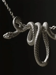 Glittering Golden Silver Snake Chain Necklace - Edgy Punk Rock Hip Hop Jewelry - Daring Unique Snake Pendant For Women & Men - Versatile Party Gift