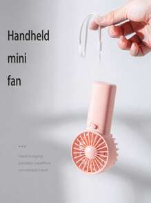 1入手持迷你風扇配搭掛繩，由2節AAA電池供電（電池未包含）