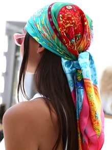 1条女士多色复古图案缎面方巾，90x90厘米，适合夏季旅行、度假、街头服饰，多功能头巾、发带、方巾。