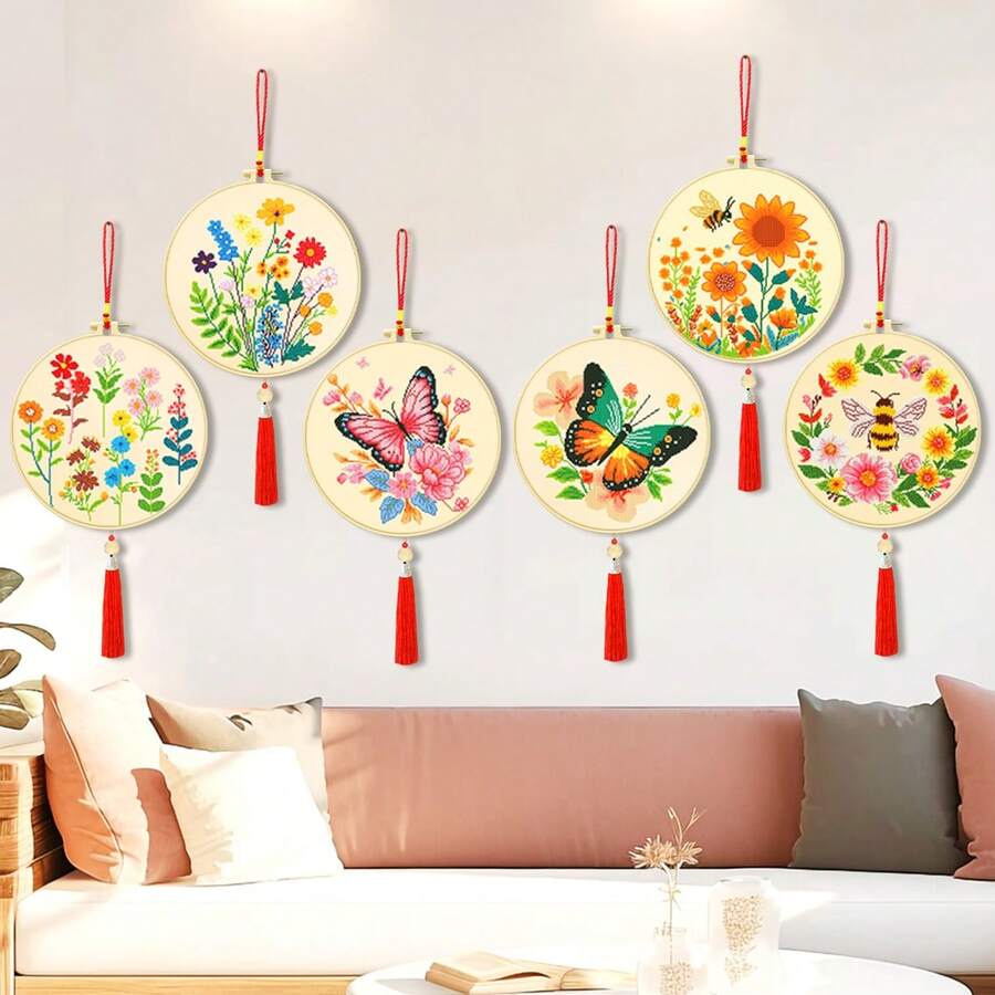 1 Bộ Bộ dụng cụ thêu bướm, ong và hoa nhỏ có vòng thêu, Bộ công cụ và hoa văn lưới 14CT, Bộ dụng cụ thêu tự làm, thích hợp làm quà tặng lễ hội cho các cô gái và người hâm mộ thủ công mỹ nghệ - Bướm màu hoa xanh - Xem 1