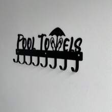 1入組附8掛鉤泳池毛巾架，戶外或浴室掛毛巾架，可用於掛浴袍、毛巾、衣物-完美的泳池區外標和裝飾(黑色) - 黑色 - 查看 5