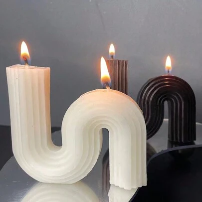 1pc Small S-Shaped Scented Candle, Home Decor Ornament, Weight: