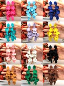 1pair Polyresin Leaf Shaped Dangle Earrings - Leaf Earrings - View 2