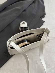 White Rivet Fashion Vintage Women's Chain Crossbody Bag - White - View 5