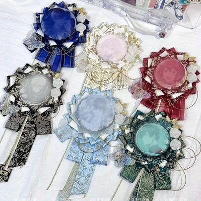 Soporte decorativo para insignias con diseño de cola - Adecuado para insignias de 58-65mm, decoración de vuelta al colegio, decoración del hogar, adornos, artículos en miniatura para el hogar