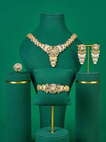 4 件向日葵方晶锆石首饰套装，均码，包括项链、耳环、戒指和手链，镶满水钻，优雅而完美的礼物，适合朋友、派对、宴会和婚礼新娘配饰情人节 - 四件套 - 查看 1