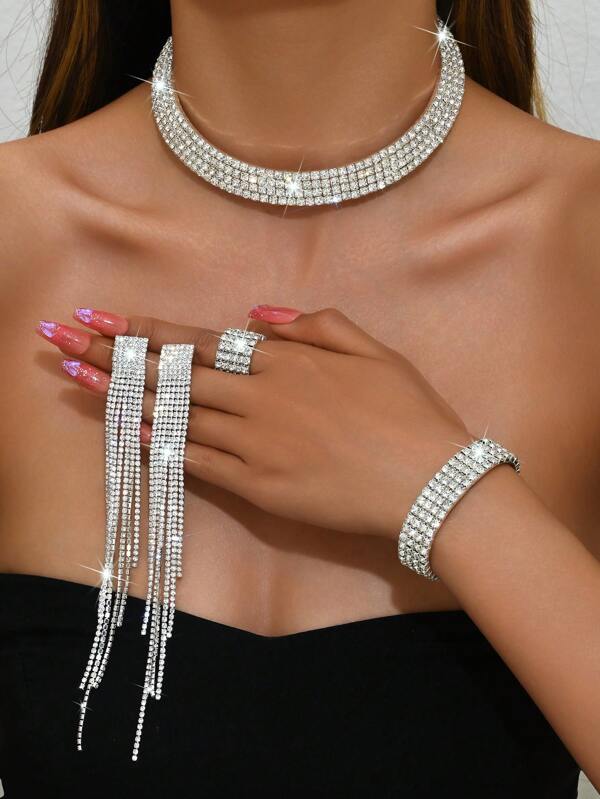 5入組女士假水晶銀色多層項鍊、手鏈、耳環和戒指套裝，適用於派對，時尚配飾