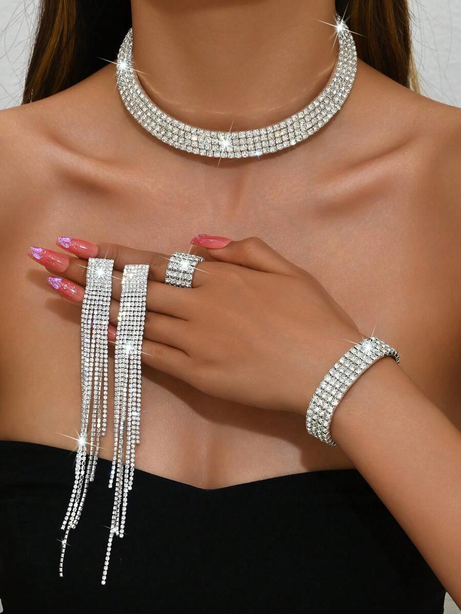 5入組女士假水晶銀色多層項鍊、手鏈、耳環和戒指套裝，適用於派對，時尚配飾