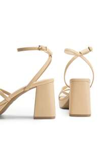 Women High Platform Heeled Sandals Fashionable Multi Strap Chunky Heel Square Toe Sandals Ankle Strap Party Sandals Y2K Dress Shoes