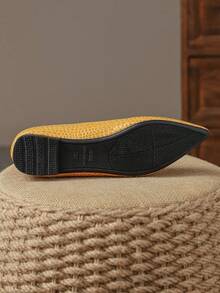 Damen karierte oliv-grüne Spitzschuh Slip-On Flache Schuhe mit Steintextur, saisonal tragbar in Navy Blau, Apricot, Schwarz - Gelb - Übersicht 7