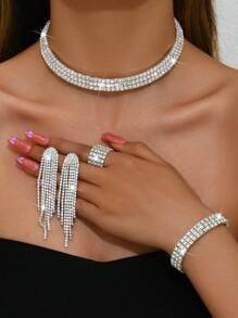 5入組女士假水晶銀色多層項鍊、手鏈、耳環和戒指套裝，適用於派對，時尚配飾
