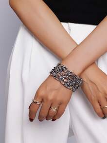 1 chiếc vòng tay bạc cổ điển thiết kế hoa rỗng, đa năng cho bốn mùa và đeo hàng ngày, phong cách mới của Châu Âu và Châu Mỹ - Màu Bạc Cổ - Xem 3