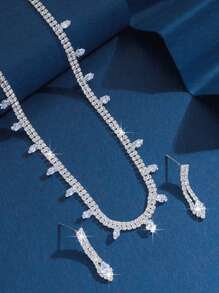 Sparkling Teardrop Cubic Zirconia Bridal Jewelry Set, Luxury Rhinestone Teardrop Earrings And Necklace Combo, Suitable For Formal Dinner, Wedding