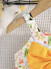 Baby Girl Fashionable Summer Outfits, Cute Bee & Floral Printed Sleeveless Top With Exquisite Bowknot, Matched With Ruffled Shorts, 2pcs/Set