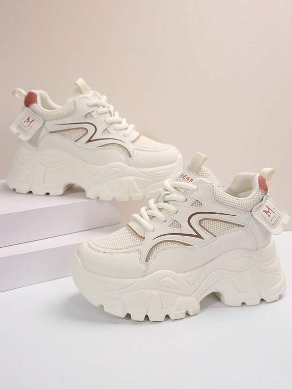 Baskets épaisses de couleur unie pour femmes avec fermeture à lacets à l'avant, chaussures de tennis d'extérieur avec détails en maille, kaki