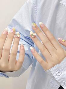 YADORNOS 10 peças Unhas Falsas Curtas Oval Francês Decoradas com Pérolas Borboletas e Flores Pintadas a Mão, Decoração Feita à Mão para a Primavera e Verão, Unhas Falsas de Cobertura Total com Cola Jelly e Lixa de Unha, Suprimentos de Arte de Unhas DIY para Meninas (Cores e Padrões de Flores Aleatórios)