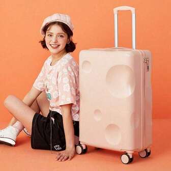 1PC Cheese Suitcase Pothole Trolley Case Travel Lockbox Suitcase Cute Luggage Suitcase, Carry On Lightweight Trolley Case, Universal Wheel Travel Case With Combination Lock Hand Luggage Trip School Holiday Honeymoon Vacation Study Abroad Graduation Holiday Essentials Travel Accessories Ideal Choice For Gifts Men Women Boys Girls Student Couple