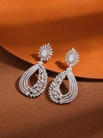 1 par de aretes de lujo elípticos de circonia cúbica de moda, adecuados para uso diario, festivales, bodas y citas para mujeres