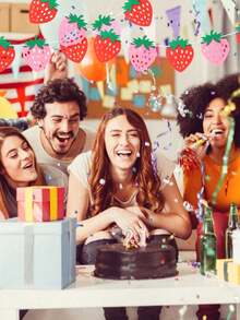 1套草莓生日旗幟和花朵裝飾，草莓派對英文字母旗幟生日派對裝飾用品 - 彩色 - 查看 6