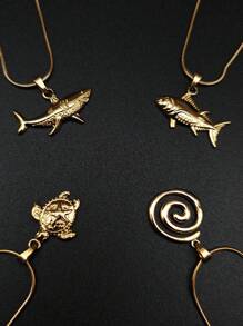 1pc Bohemian Ocean Beach Style Stainless Steel Shark, Fish, Sea Turtle Twirl Pendant Necklace, Luxury Minimalist Fashion Accessory