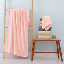Soft Coral Fleece Bath Towel, Large 27.5x55.1in Bath Towel For Ren And Adults, Absorbent Bath Towel For Beach, Home, And Bathroom ,Halloween Thanksgiving Day Christmas Gift Bathroom Decor Summer Back To SchoolFor Beauty Salon Home Bathroom