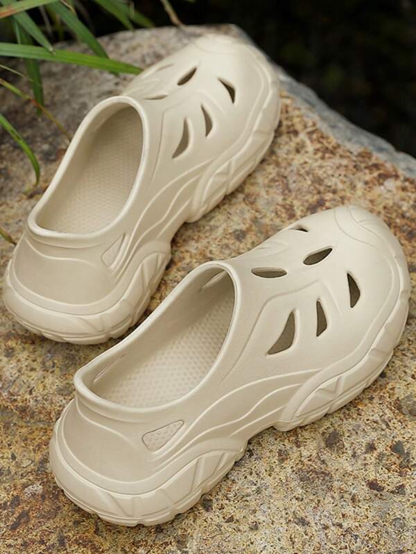 Zapatos de verano para pareja de estilo nuevo, zapatos con suela de neumático de plataforma para hombre y pantuflas transpirables, ligeras y de moda para mujer