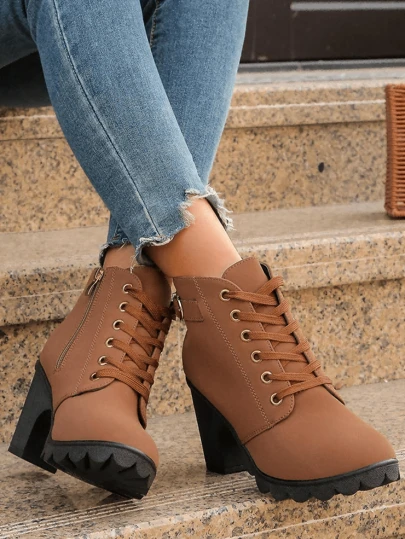 Botas Versátiles Y De Moda Para Mujeres, Señoras Botas de Moda, Botas Negras de Tacón Alto a Media Pantorrilla, Elegante y de Moda, Adecuado para el Desgaste al Aire Libre. Señoras Corriendo Botas de Moda Suela Blanda, Casual, Cómodo, al Aire Libre, con Cordones, Punta Redonda, Transpirable, Ligero, Suela Blanda, Zapatos Deportivos para Caminar. Adecuado para el Desgaste Actividades Diarias, Perfecto para las Temporadas de Primavera y Verano.