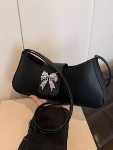 2024年新款潮流法式长棍包，质感优质，设计独特